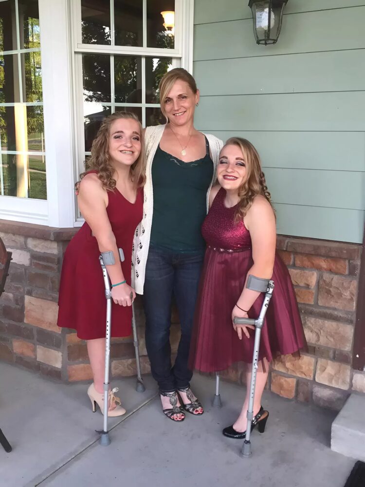 The garrison twins: an inspiring journey of courage and love